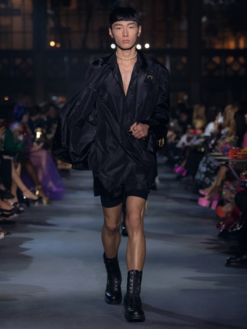 valntino Pierpaolo Piccioli 2022 ss PFW runway looks show