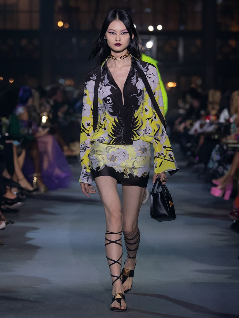valntino Pierpaolo Piccioli 2022 ss PFW runway looks show