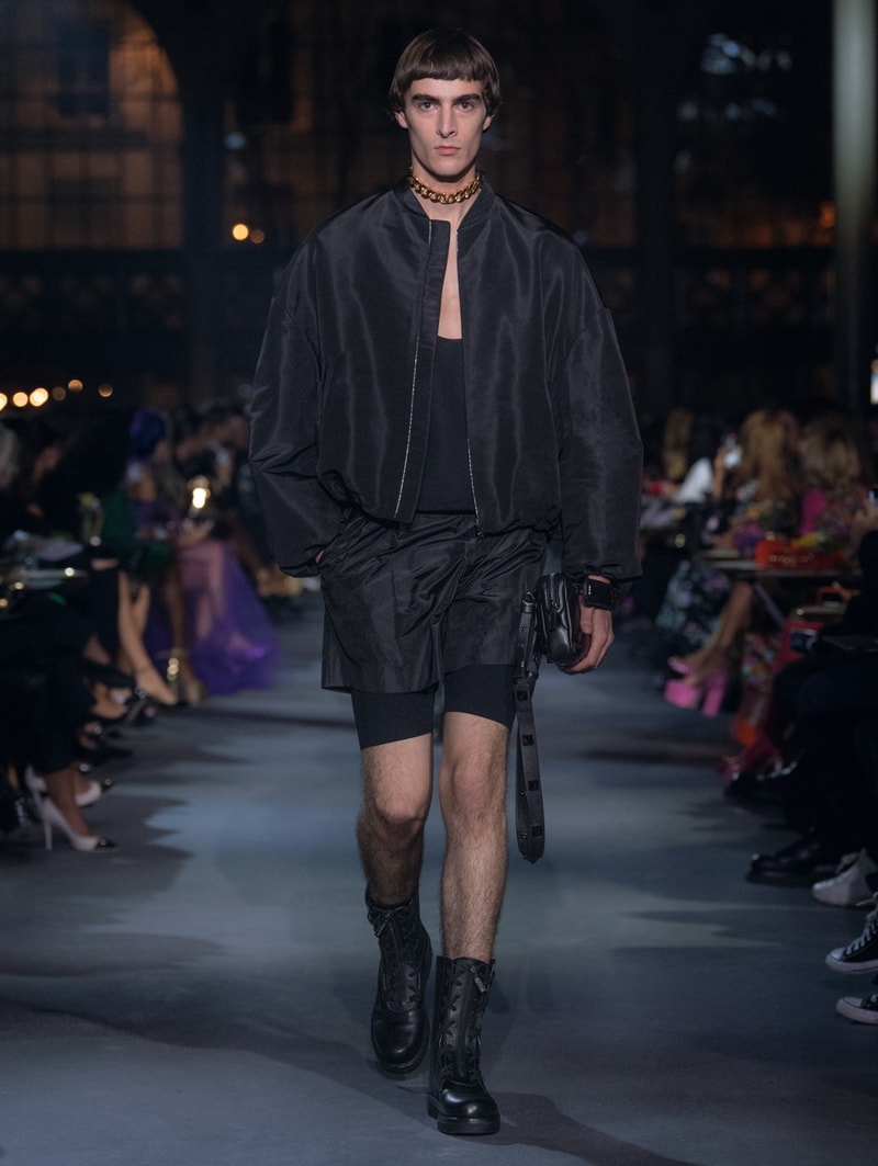 valntino Pierpaolo Piccioli 2022 ss PFW runway looks show