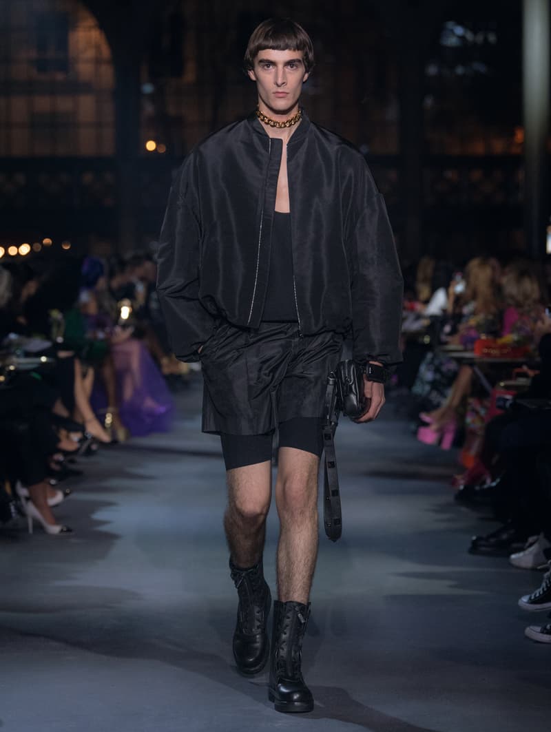 valntino Pierpaolo Piccioli 2022 ss PFW runway looks show