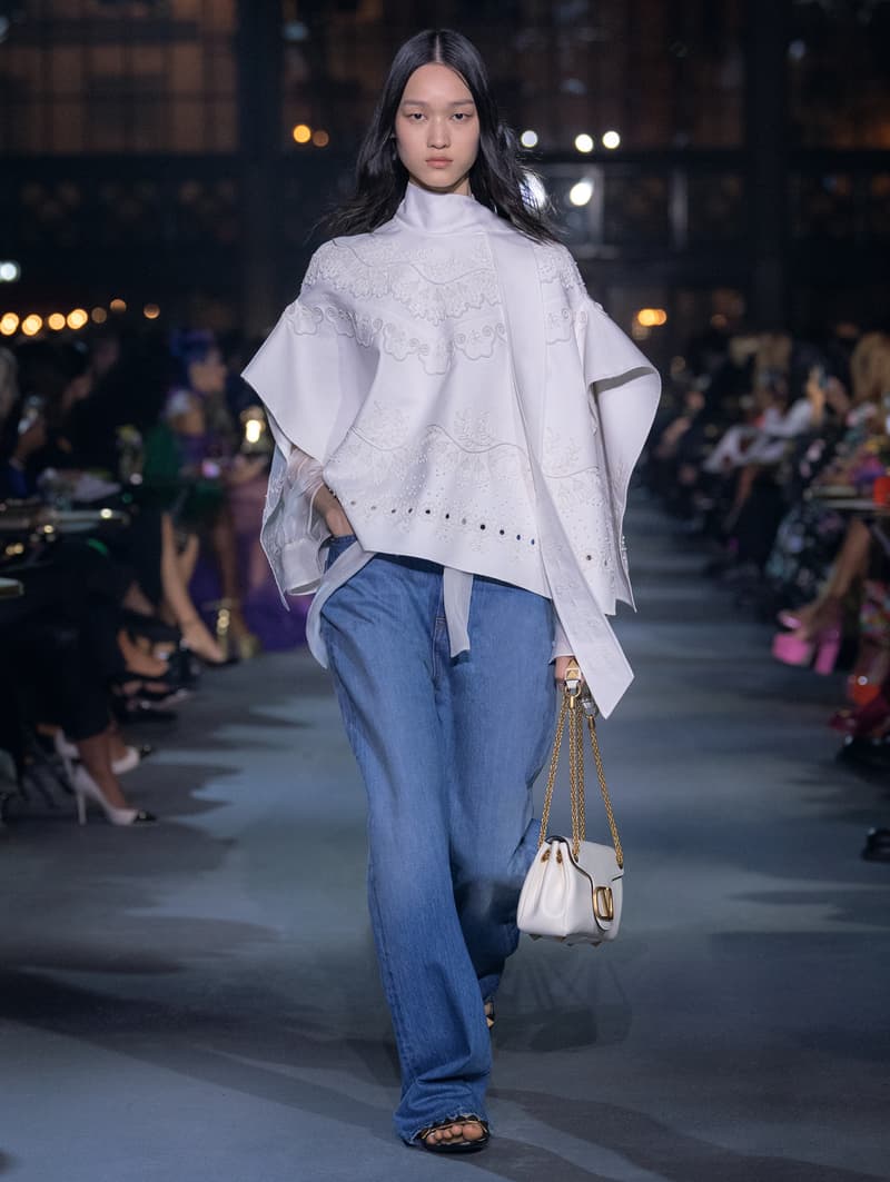 valntino Pierpaolo Piccioli 2022 ss PFW runway looks show