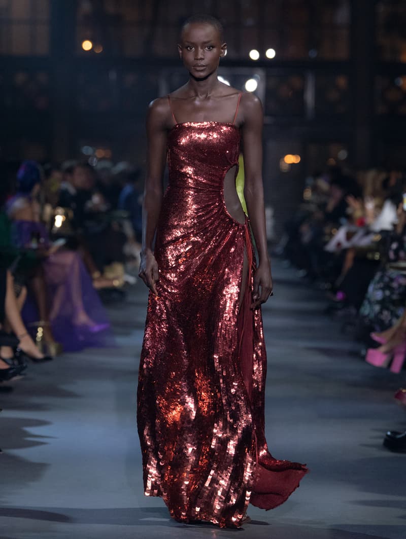 valntino Pierpaolo Piccioli 2022 ss PFW runway looks show