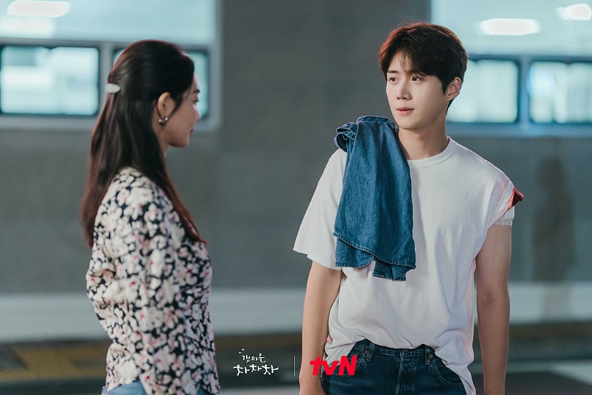 Hometown Cha-Cha-Cha korean drama Shin Min Ah Kim Seon ho