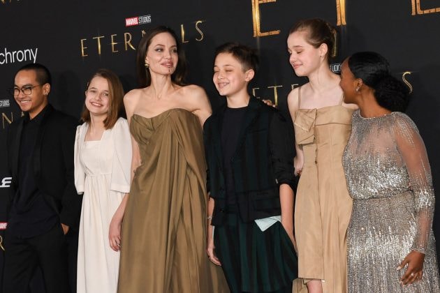 angelina jolie daughters zahara shiloh eli saab gowns rewore etermals red carpet