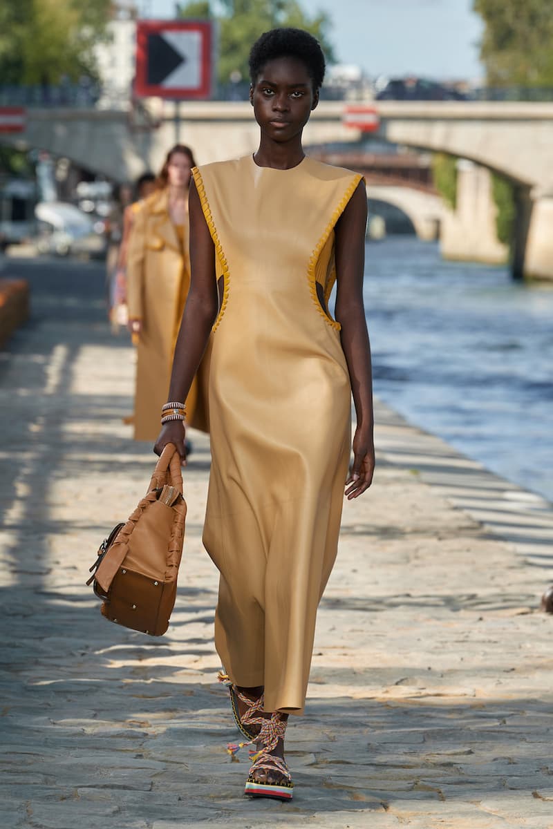 Chloe 2022 SS runway gabriela hearst handbags sustainable