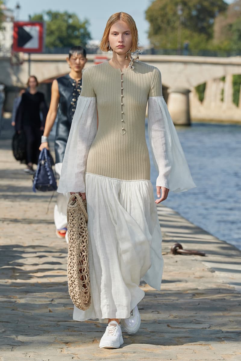 Chloe 2022 SS runway gabriela hearst handbags sustainable