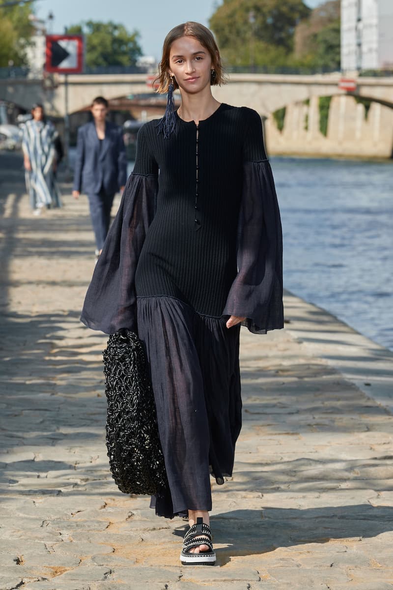 Chloe 2022 SS runway gabriela hearst handbags sustainable