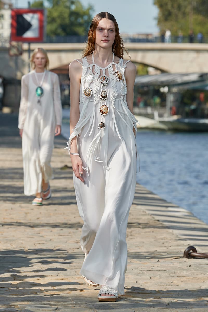 Chloe 2022 SS runway gabriela hearst handbags sustainable