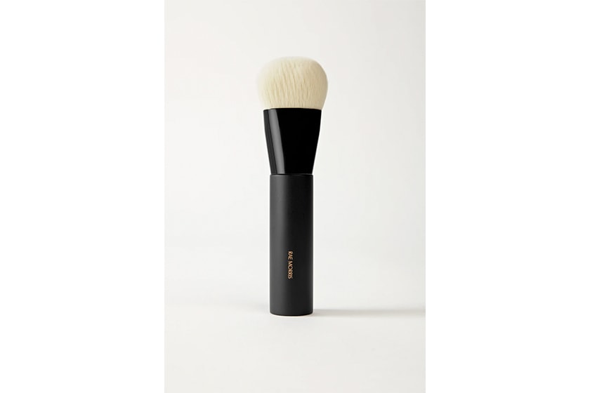 Makeup tips hacks loose powder setting makeup brush makeup artist foundation base makeup