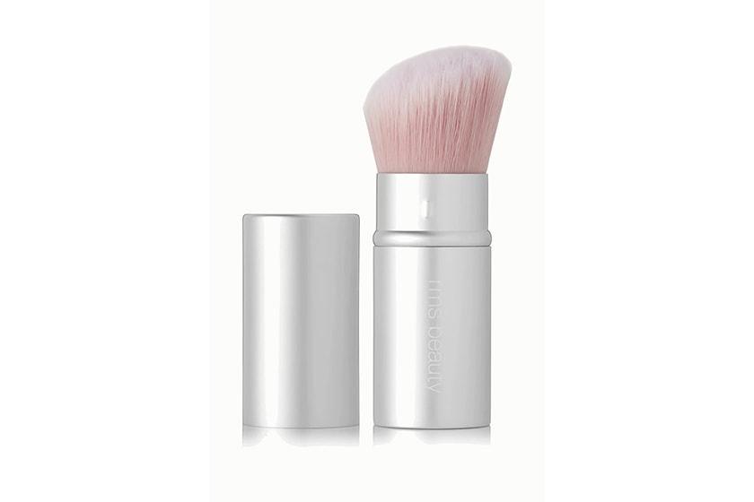 Makeup tips hacks loose powder setting makeup brush makeup artist foundation base makeup 
