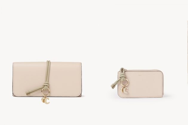 chloe-new-hang-bag-is-the-dream-of-every-office-lady-03