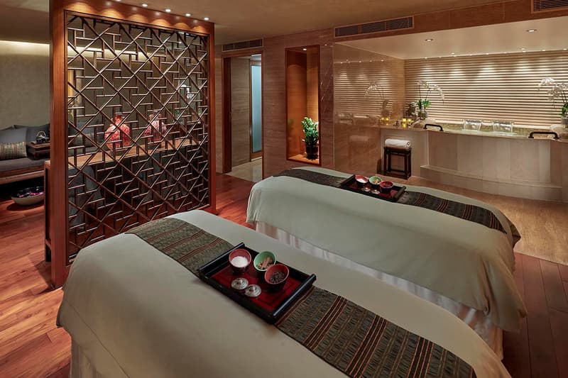 Mandarin-Oriental-Hong-Kong-Hotel-Spa-The-Mandarin-Kukui-Suite