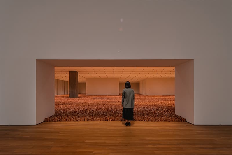 西展廳「安東尼.葛姆雷:亞洲土地」的展覽現場照片