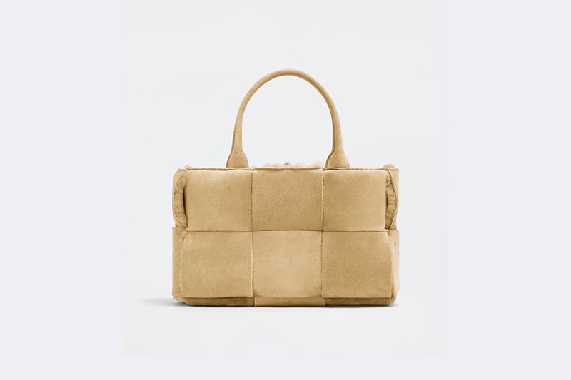 Bottega Veneta Winter Shearling 2021 handbags Mini Jodie Pouch