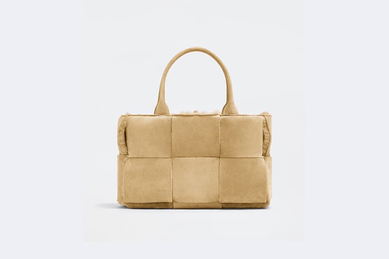 Bottega Veneta Winter Shearling 2021 handbags Mini Jodie Pouch