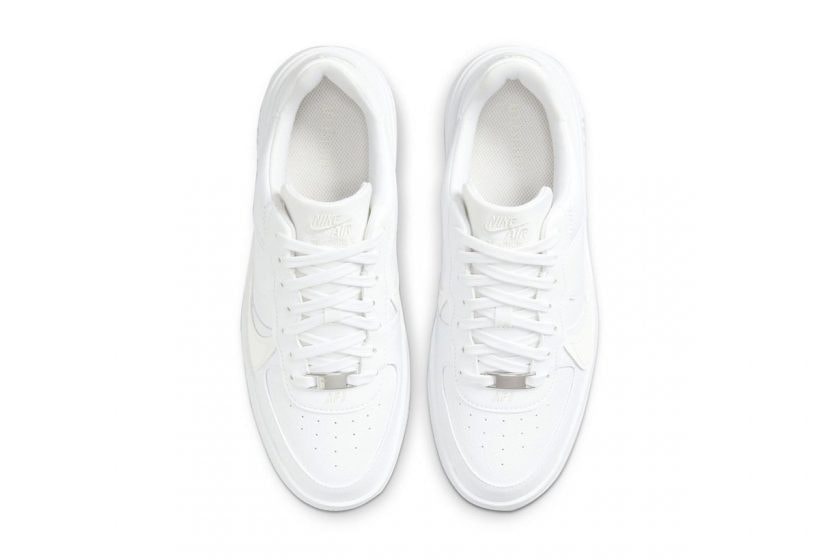 nike-air-force-1-sneakers-triple-white PLT . AF . ORM