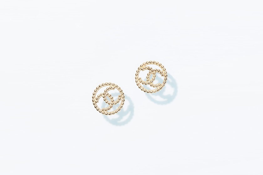 CHANEL earring accessories 2022 cruise collection
