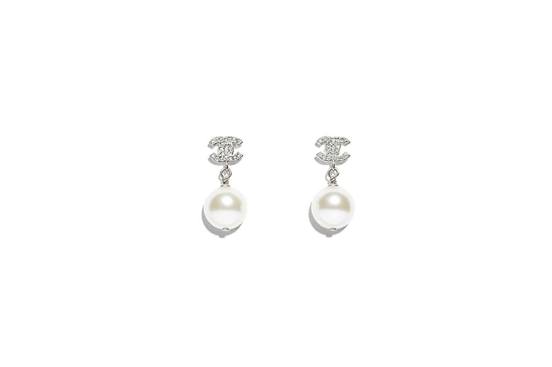 CHANEL earring accessories 2022 cruise collection