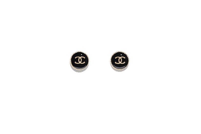 CHANEL earring accessories 2022 cruise collection