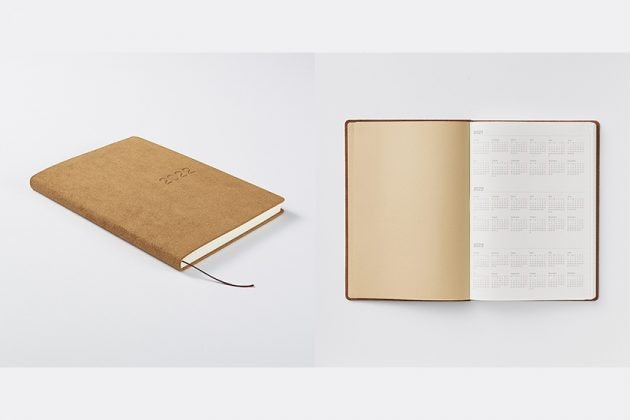mujis-2022-schedule-book-is-popular-among-japanese-02