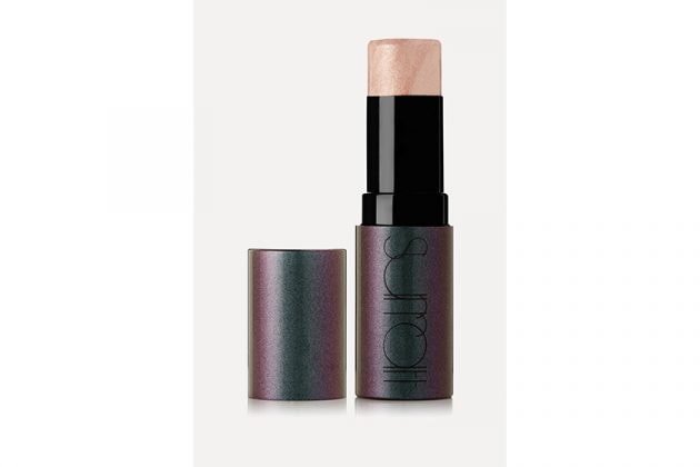 use-this-makeup-product-to-help-your-skin-glow-within-5-mins-02