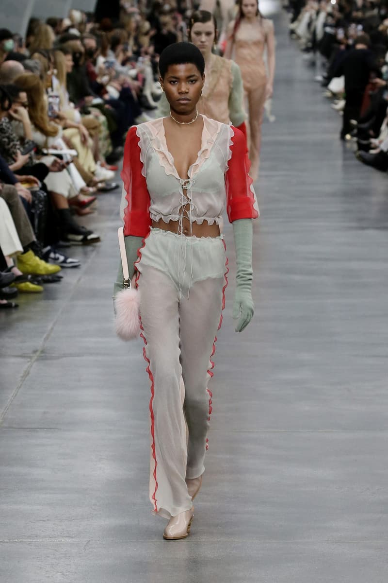 Fendi 2022 FW fashion show runway 