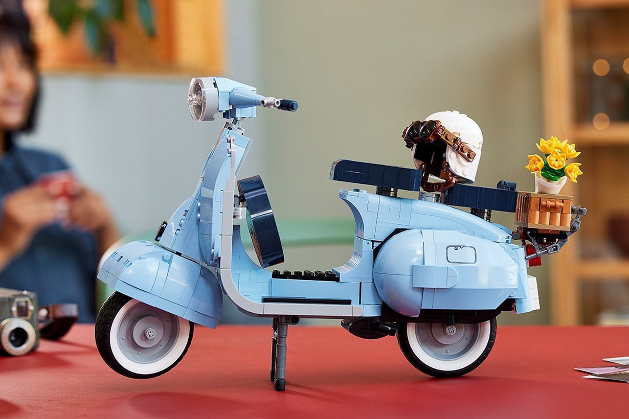 LEGO Vespa Piaggio 125 10298