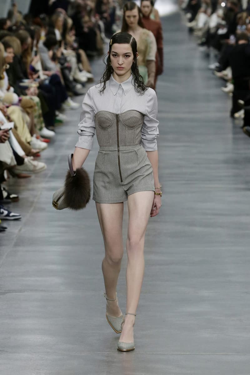 Fendi 2022 FW fashion show runway 