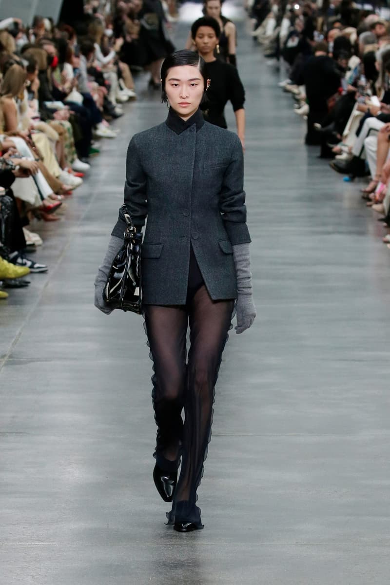 Fendi 2022 FW fashion show runway 