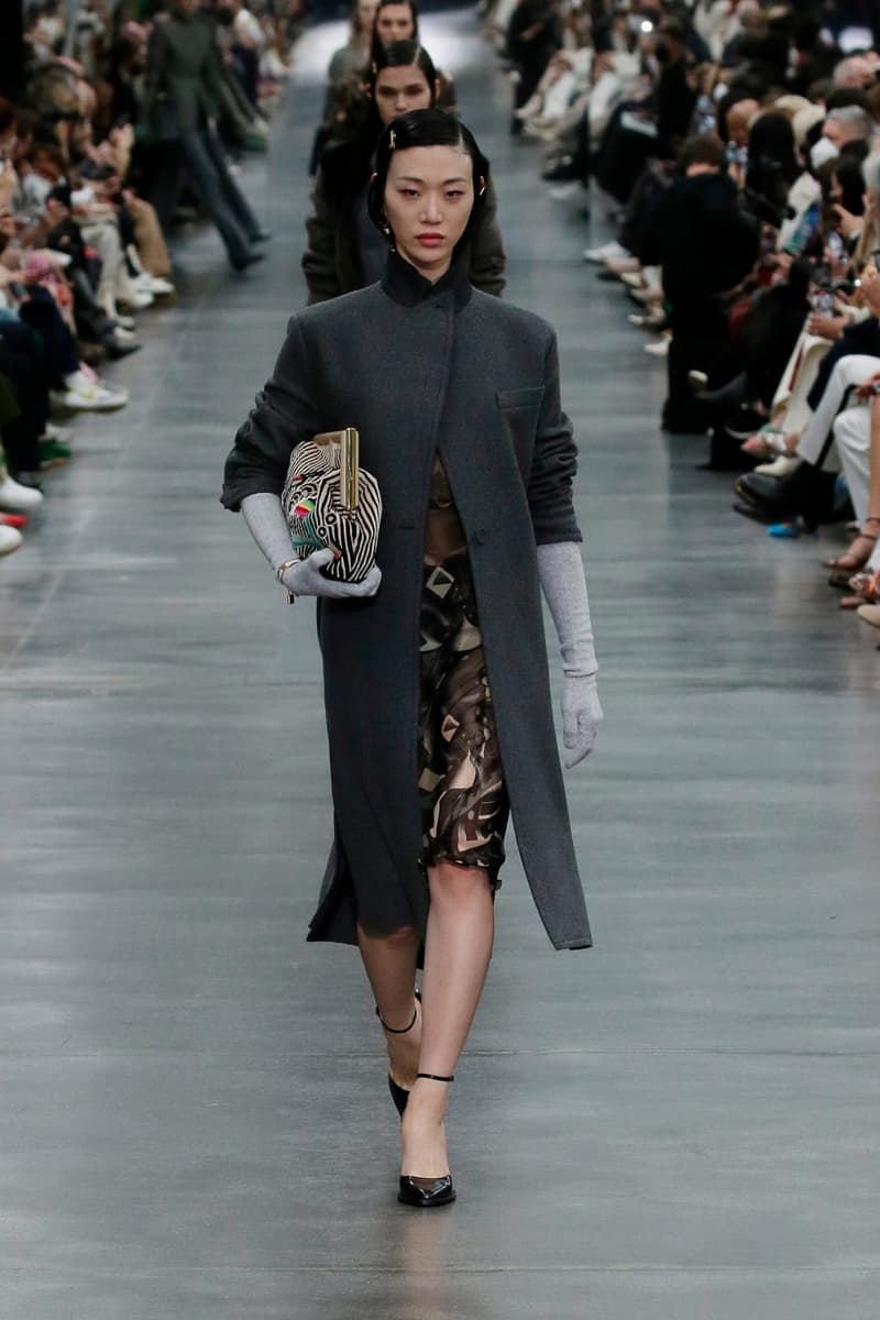 Fendi 2022 FW fashion show runway 