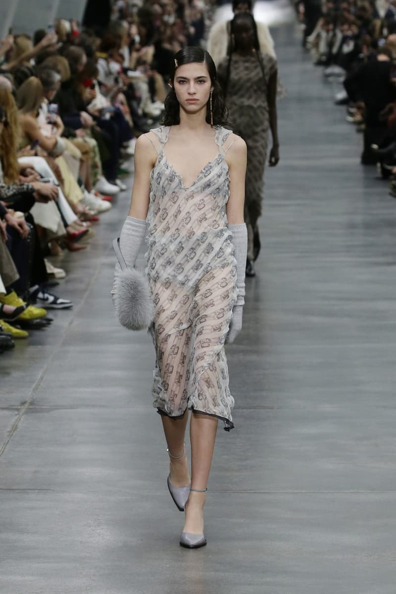 Fendi 2022 FW fashion show runway 