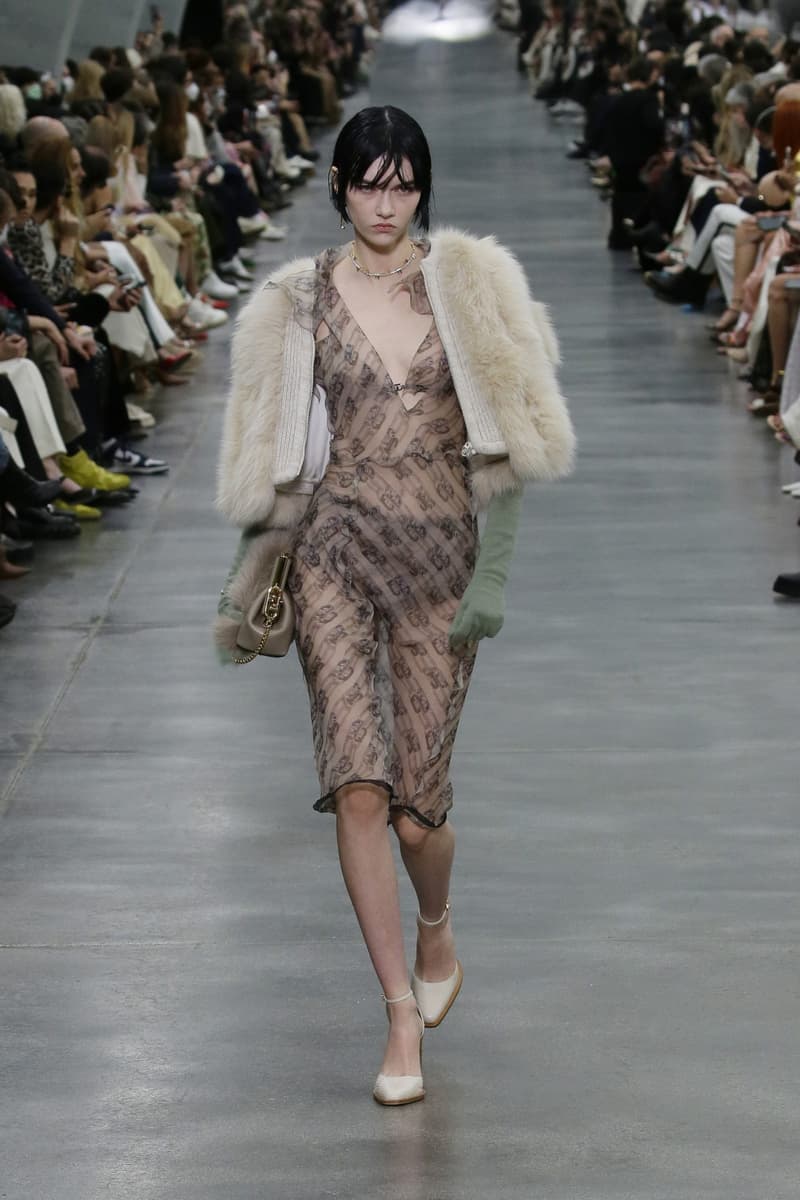 Fendi 2022 FW fashion show runway 