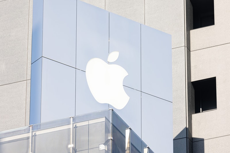 apple aims to debut new low cost 5g iphone ipad 2022
