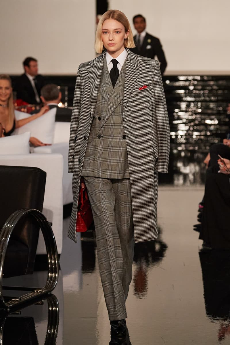 Ralph Lauren 2022FW fashion show runway