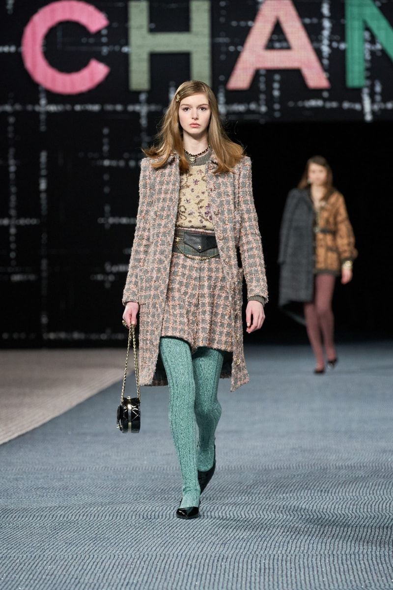 CHANEL 2022FW PFW 