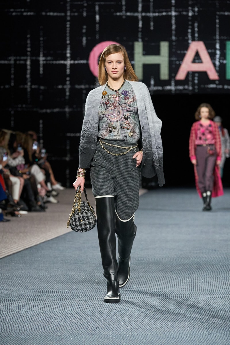 CHANEL 2022FW PFW 