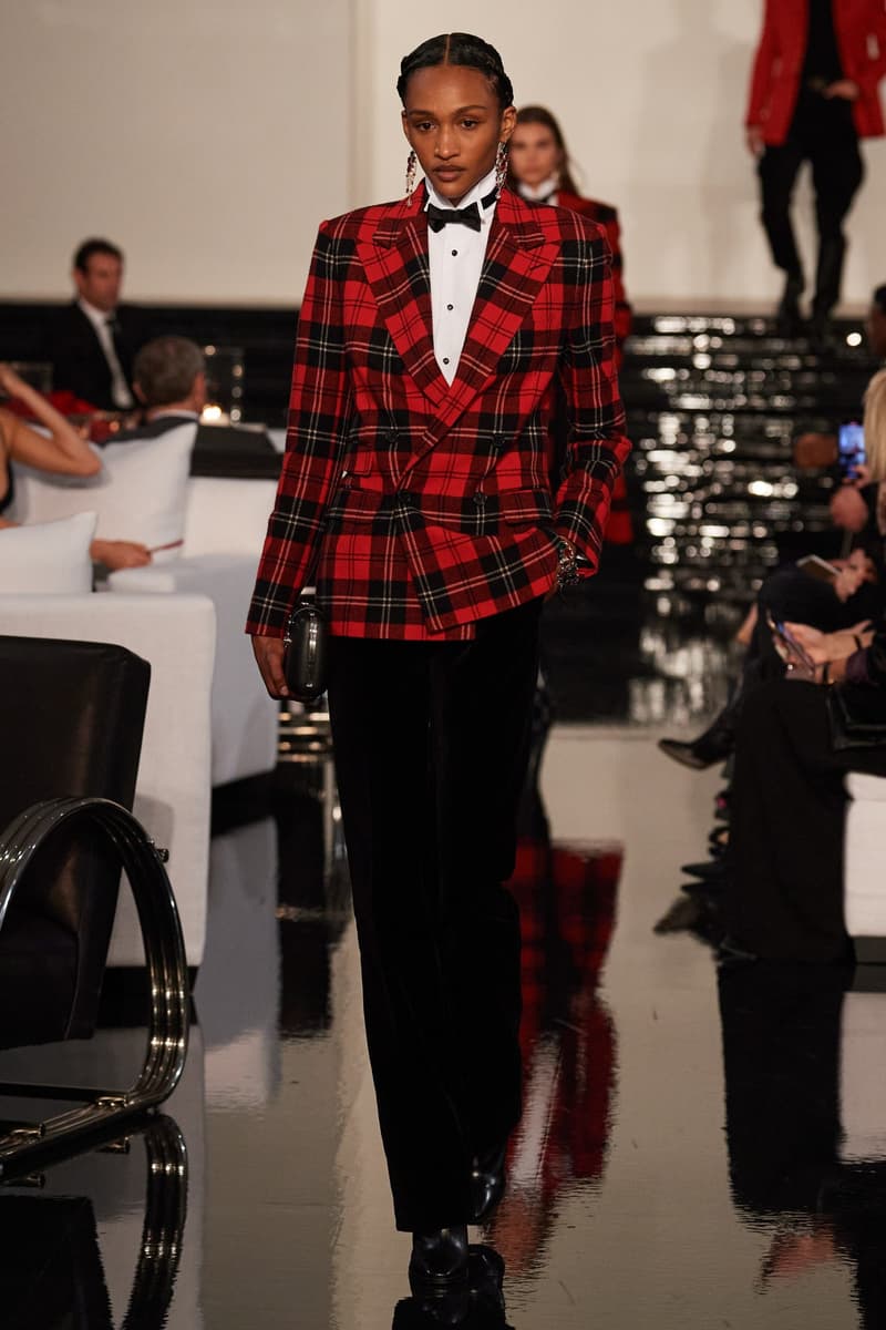 Ralph Lauren 2022FW fashion show runway