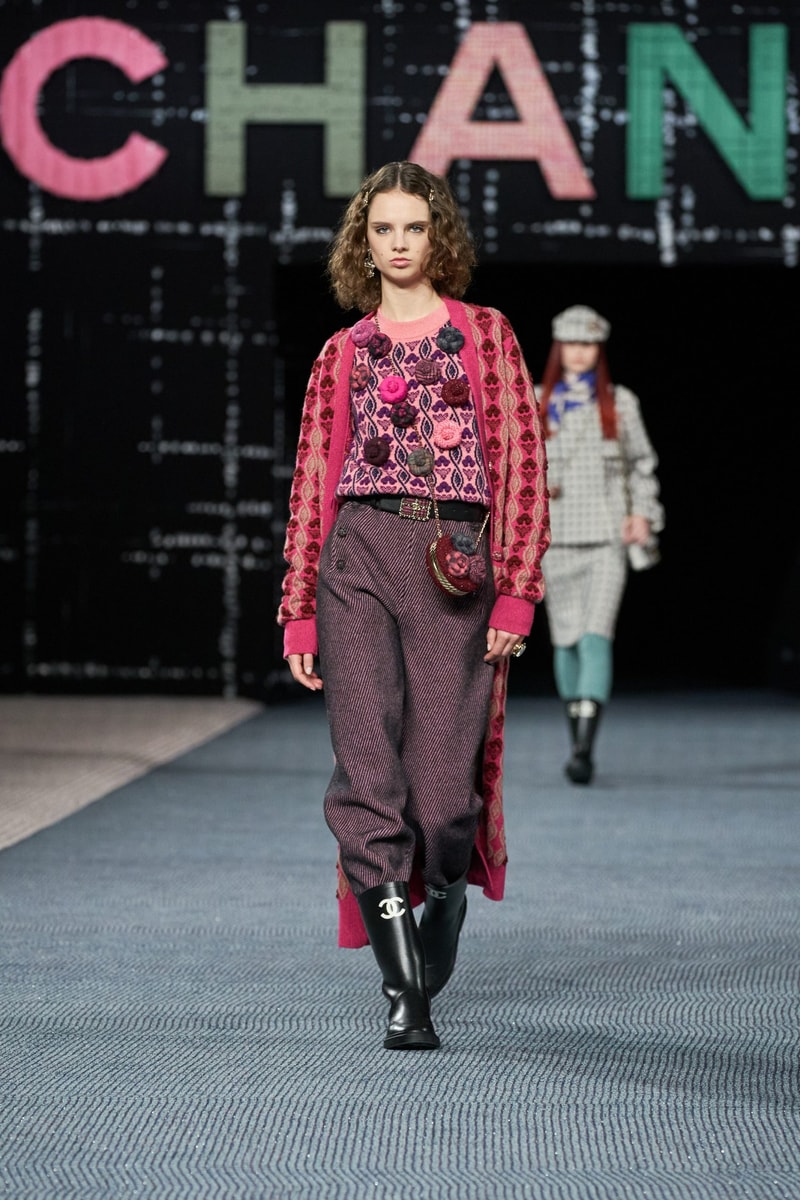 CHANEL 2022FW PFW 