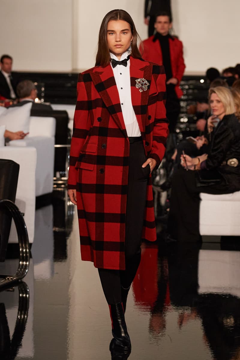 Ralph Lauren 2022FW fashion show runway