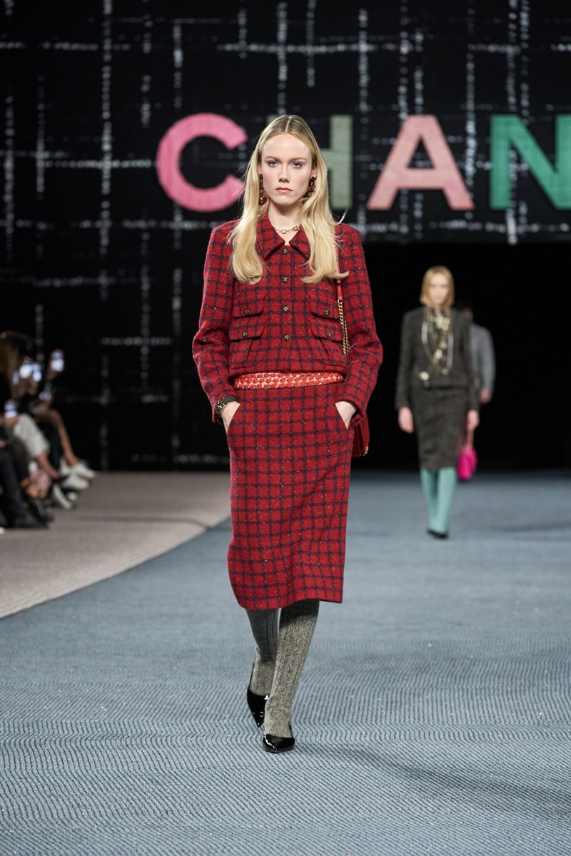 CHANEL 2022FW PFW 