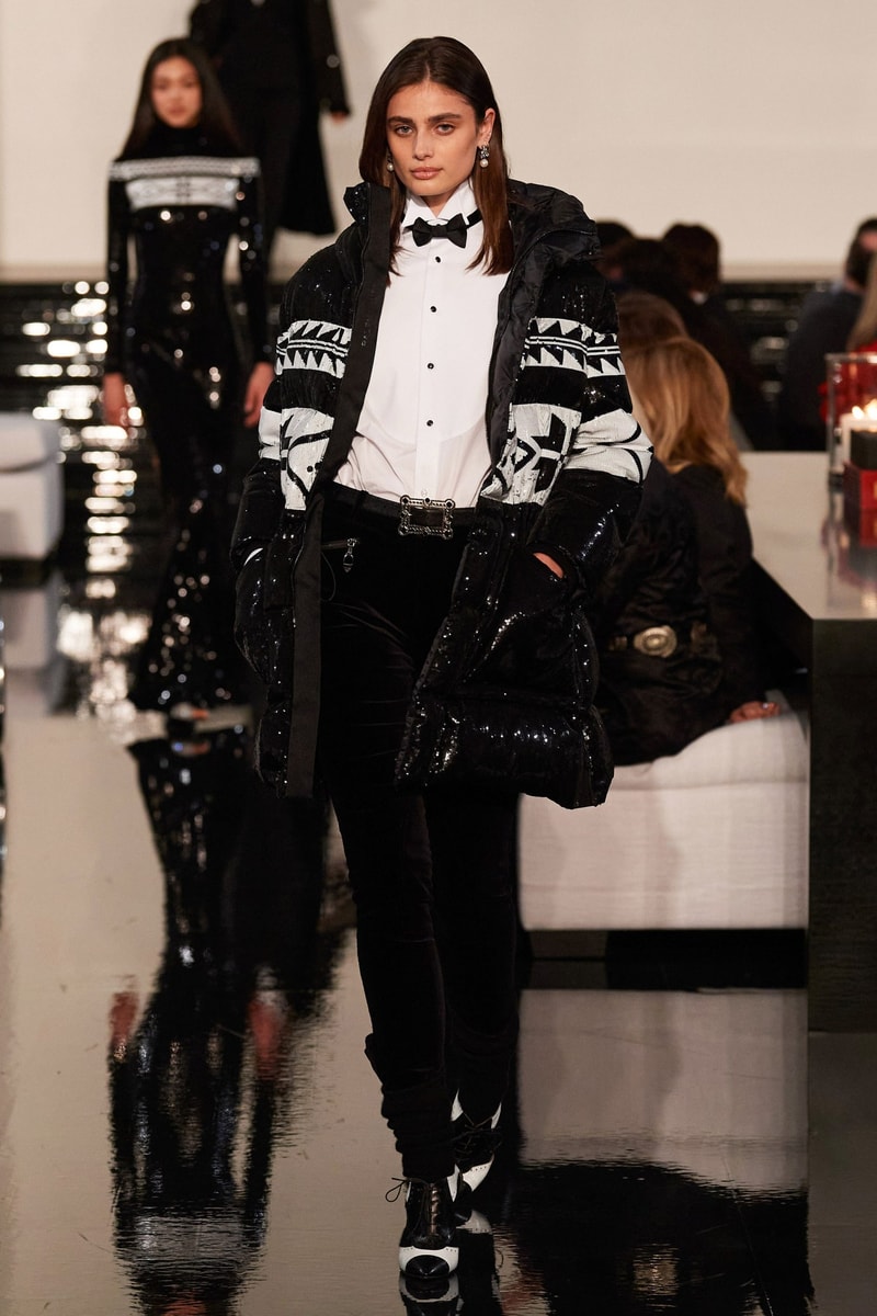 Ralph Lauren 2022FW fashion show runway