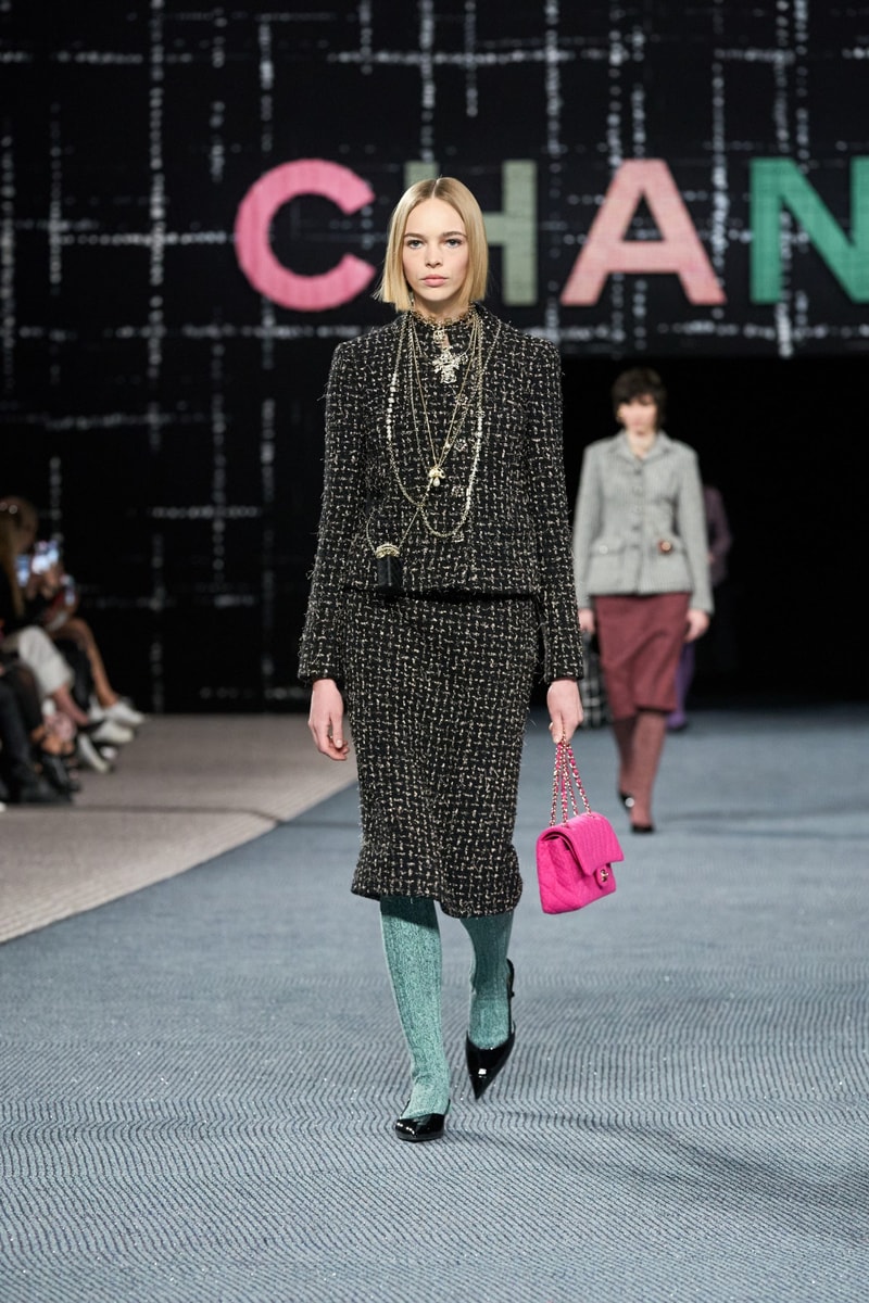 CHANEL 2022FW PFW 