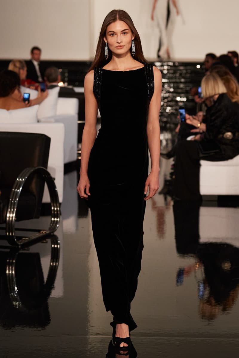 Ralph Lauren 2022FW fashion show runway
