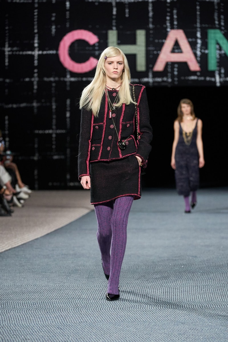 CHANEL 2022FW PFW 