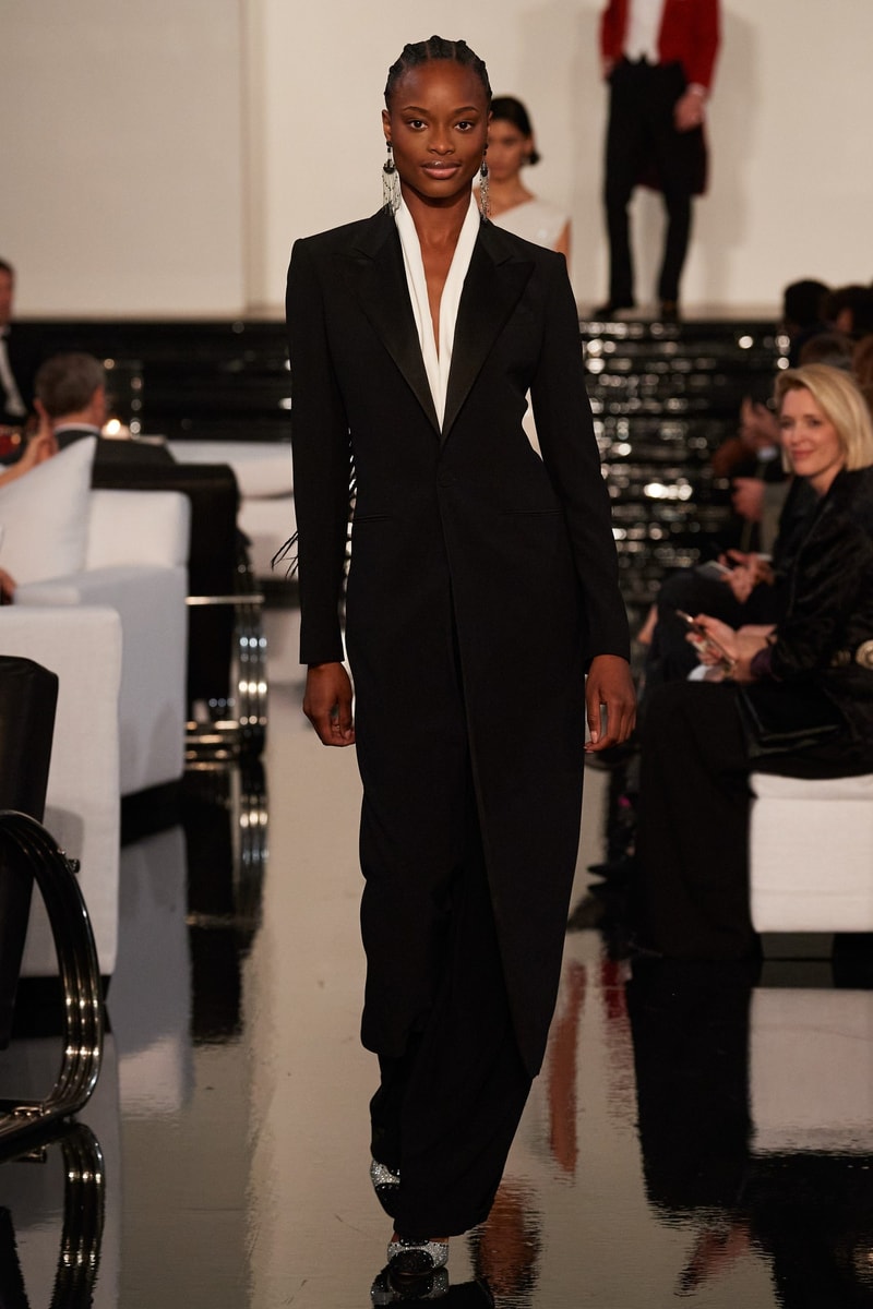 Ralph Lauren 2022FW fashion show runway