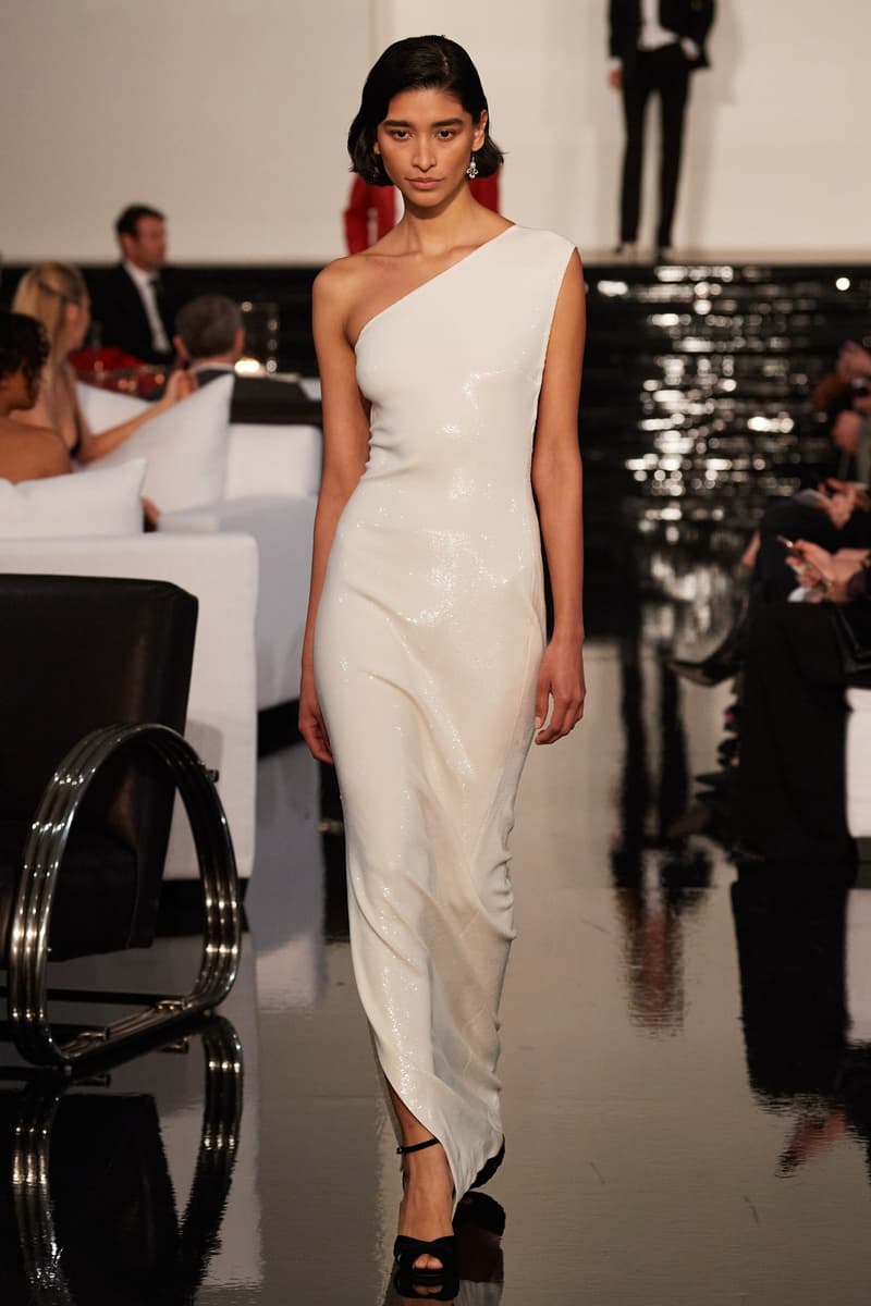 Ralph Lauren 2022FW fashion show runway