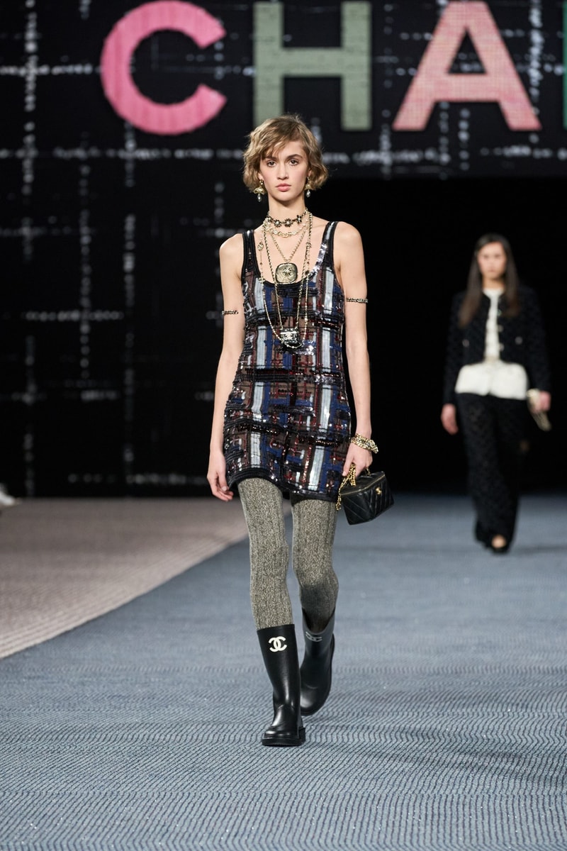 CHANEL 2022FW PFW 