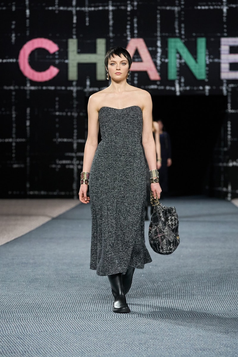 CHANEL 2022FW PFW 