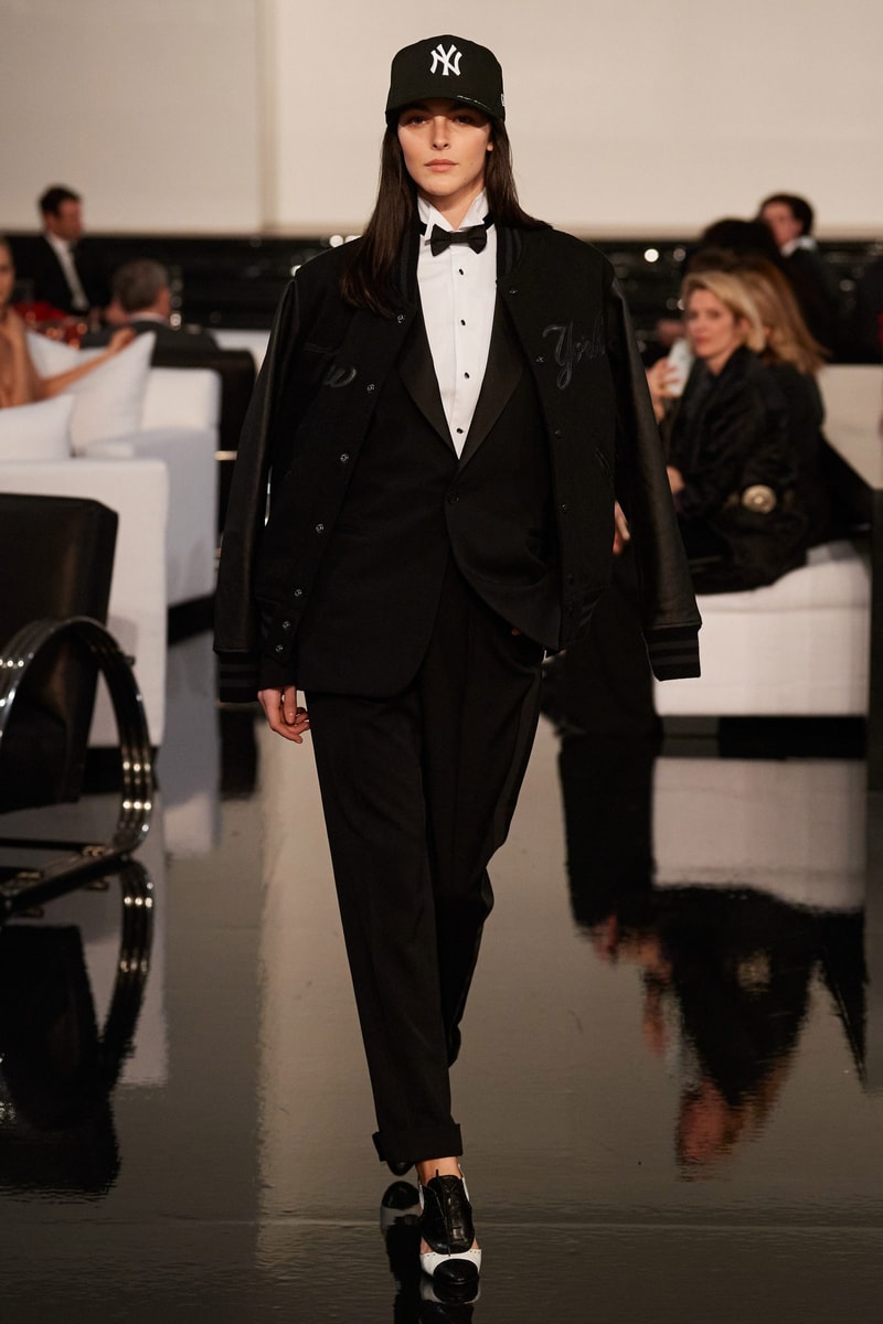 Ralph Lauren 2022FW fashion show runway