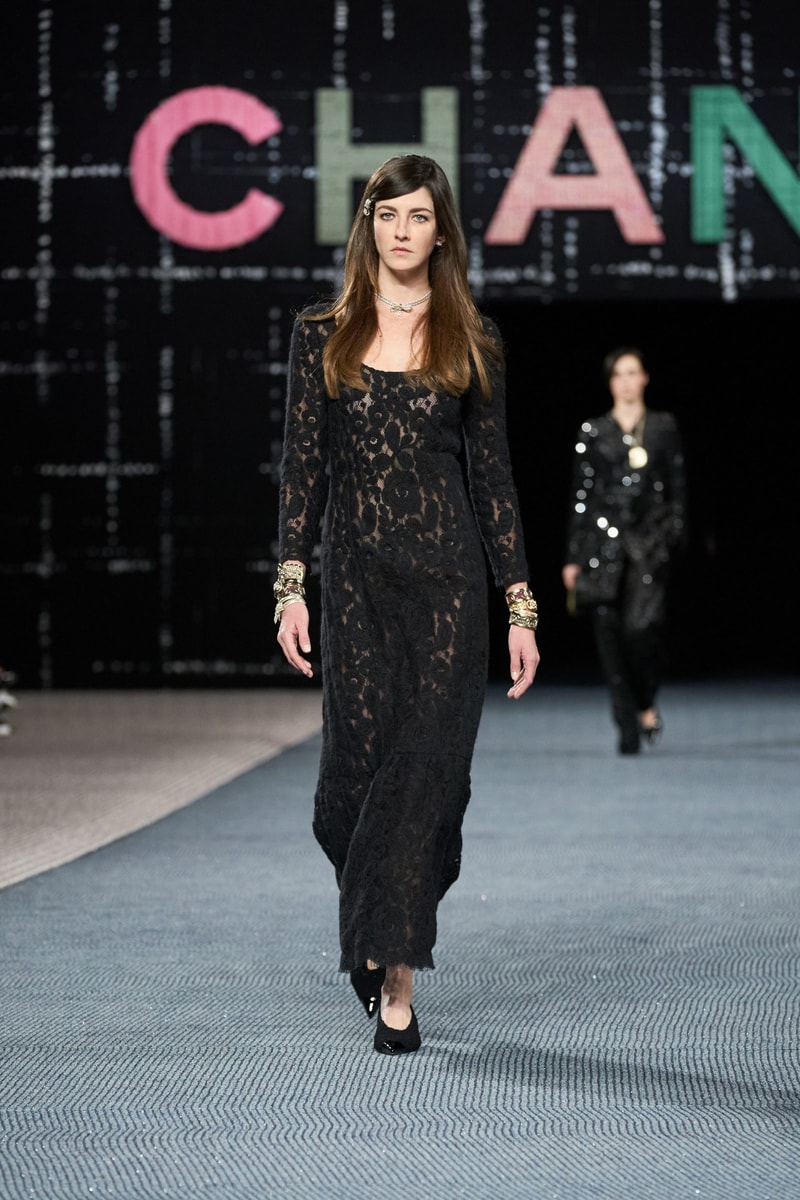CHANEL 2022FW PFW 